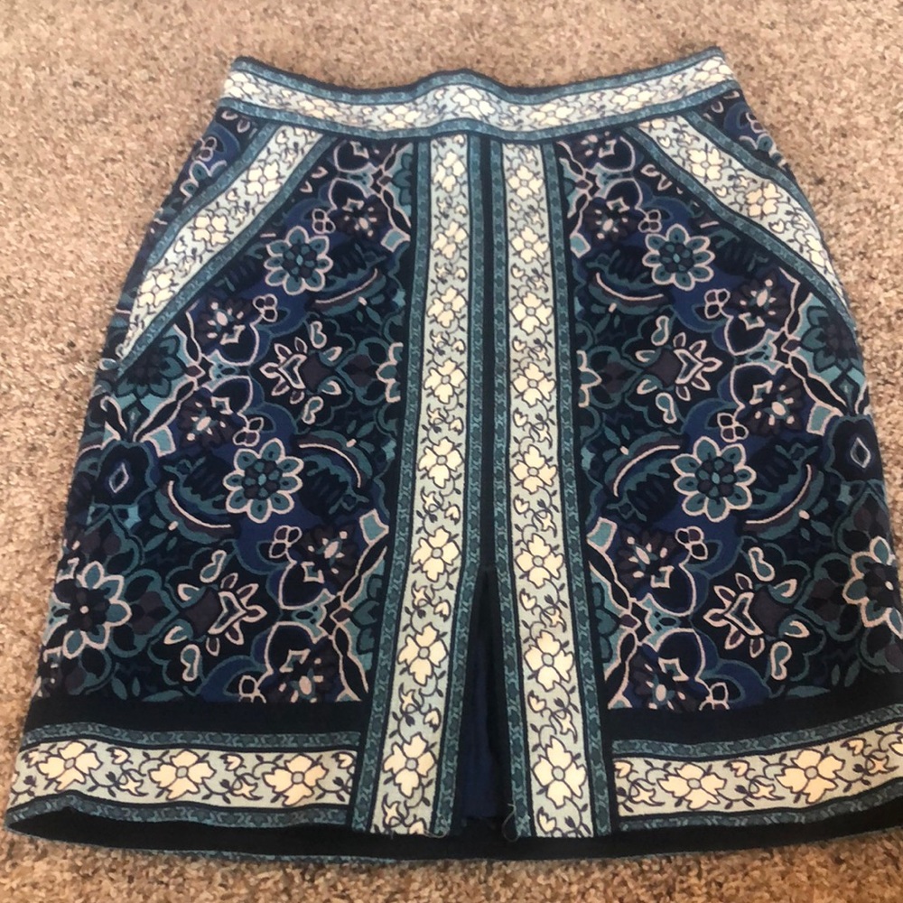 Loft pencil skirt